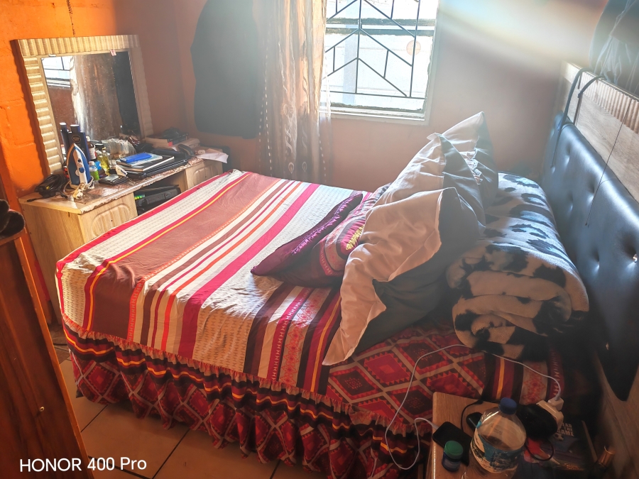 2 Bedroom Property for Sale in Sercor Park Western Cape